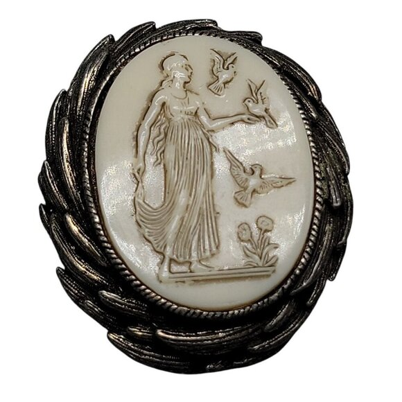 Hattie Carnegie Helen of Troy Brooch Silver Tone Setting Vintage Unmarked - Picture 1 of 12